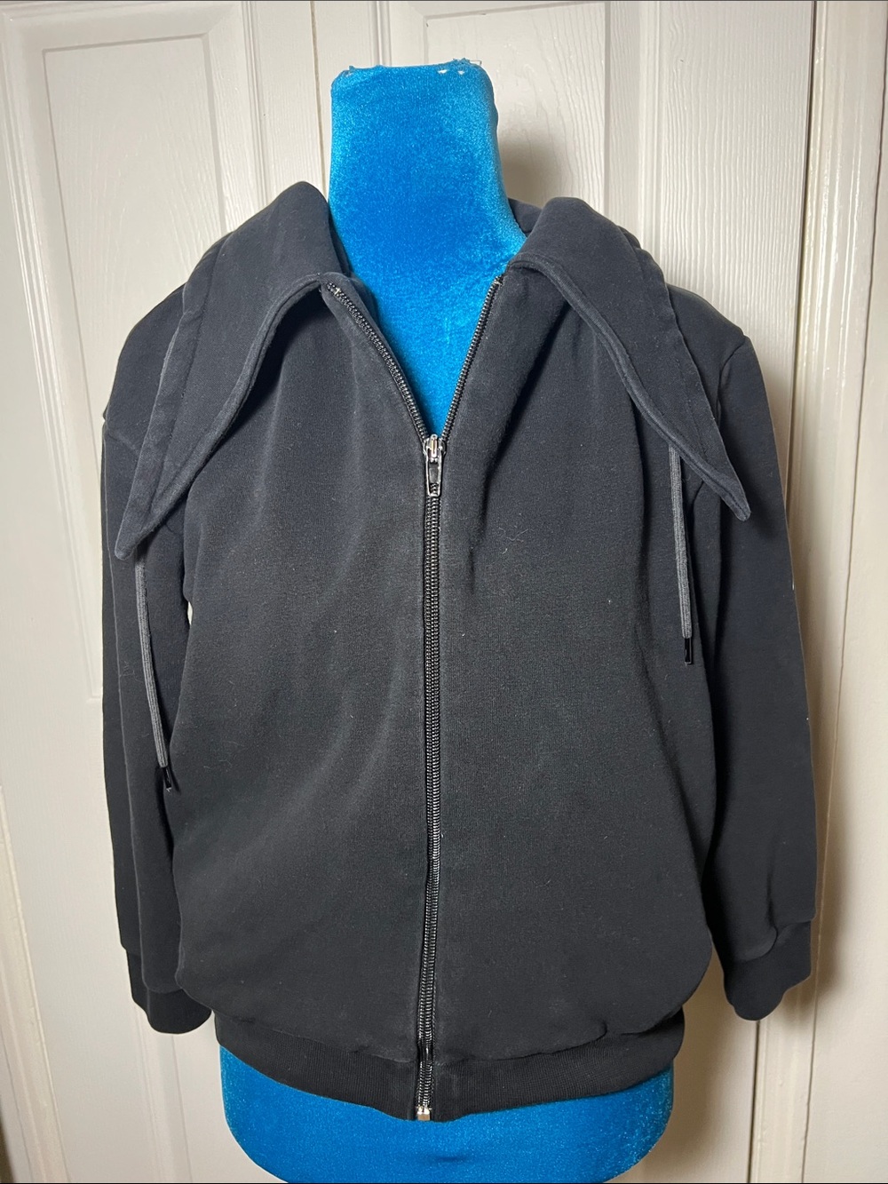BALENCIAGA Black 3/4 Sleeve Hoodie Women’s Medium
